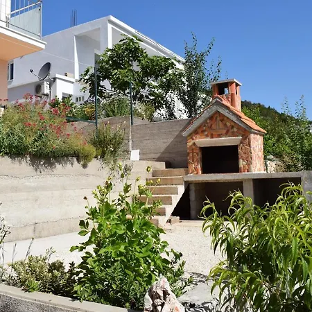 Kabli 10225a דירה Brijesta